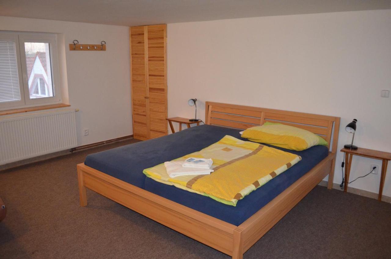 Famozclub Otel Bakov nad Jizerou Dış mekan fotoğraf